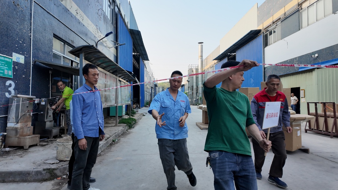 通讯联络组全程保障