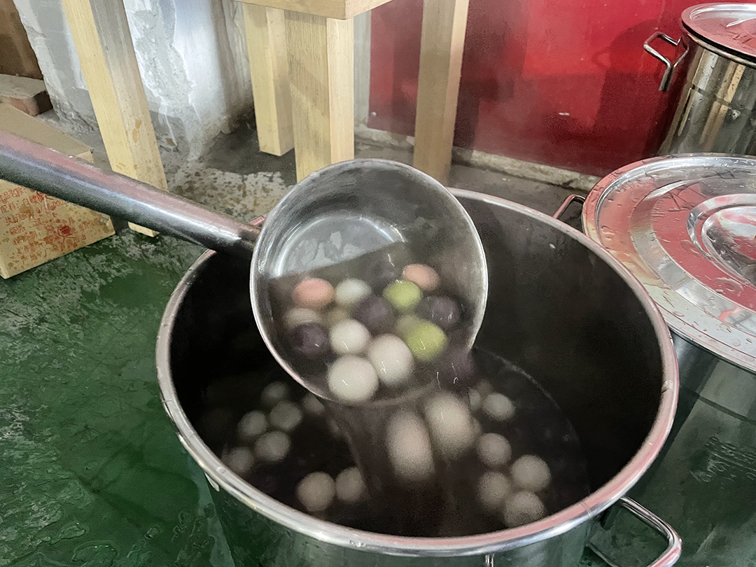 冬至福至，温暖备至丨度高酒店家具为员工派送暖心汤圆