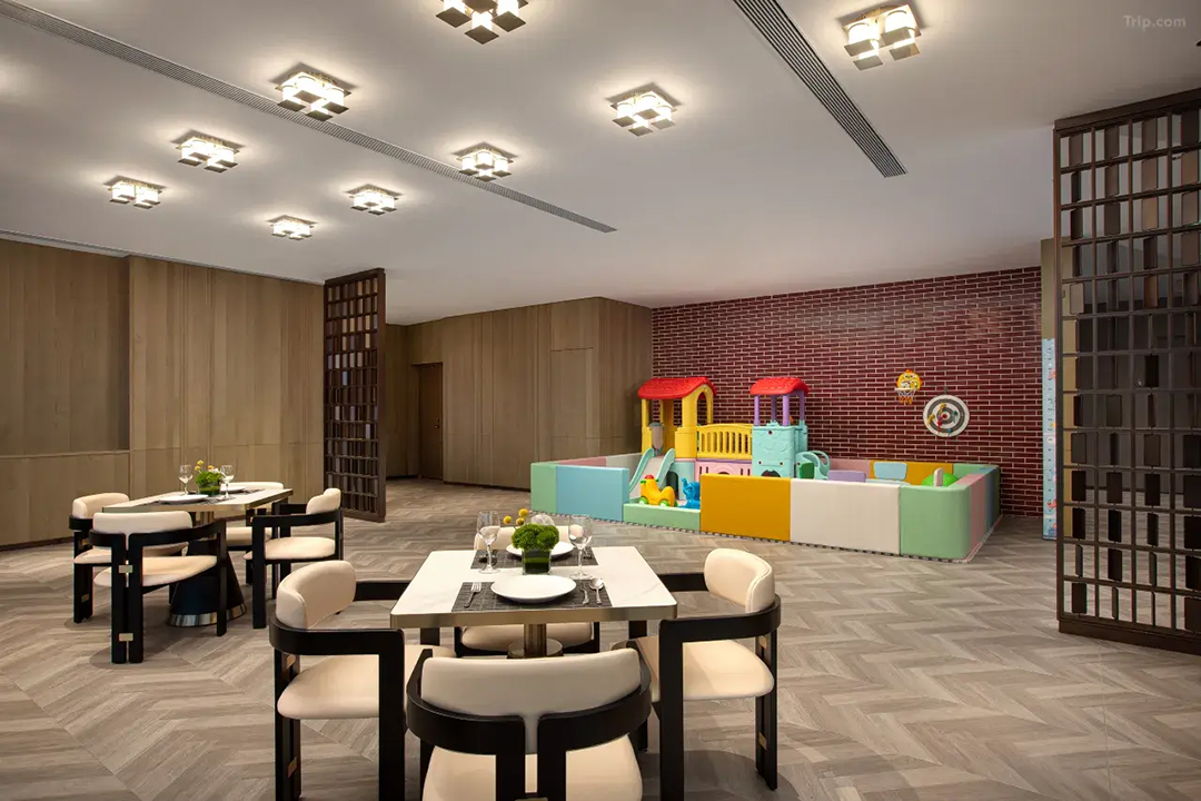 莆田皇冠假日餐厅家具 莆田皇冠假日餐厅家具